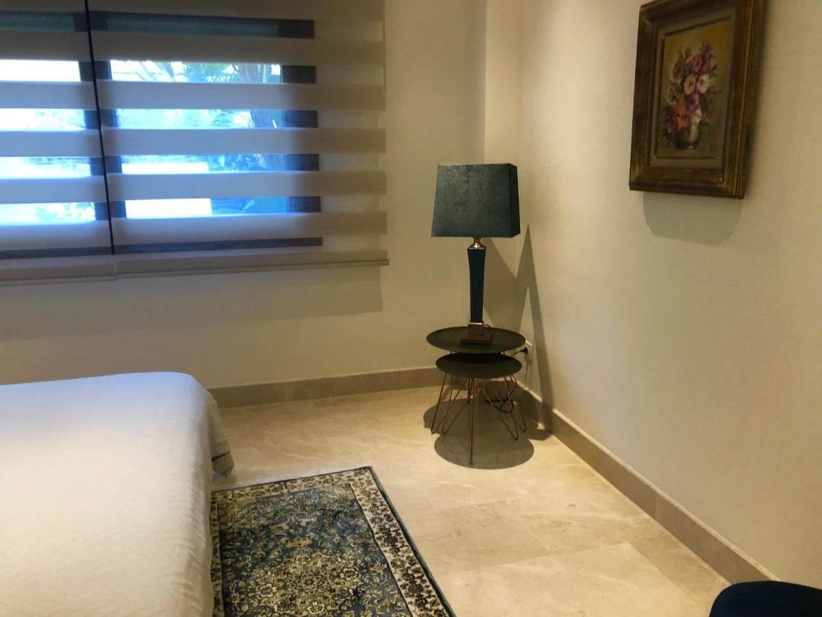 Luxury Apartment At Lomas Del Rey, Puente Romano Marbella Dış mekan fotoğraf