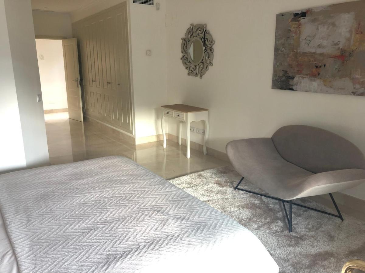 Luxury Apartment At Lomas Del Rey, Puente Romano Marbella Dış mekan fotoğraf