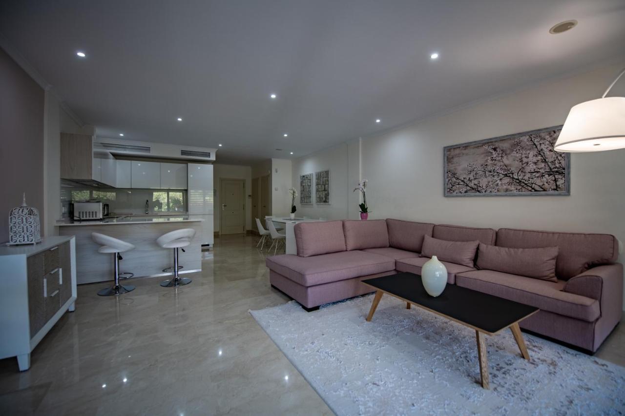 Luxury Apartment At Lomas Del Rey, Puente Romano Marbella Dış mekan fotoğraf
