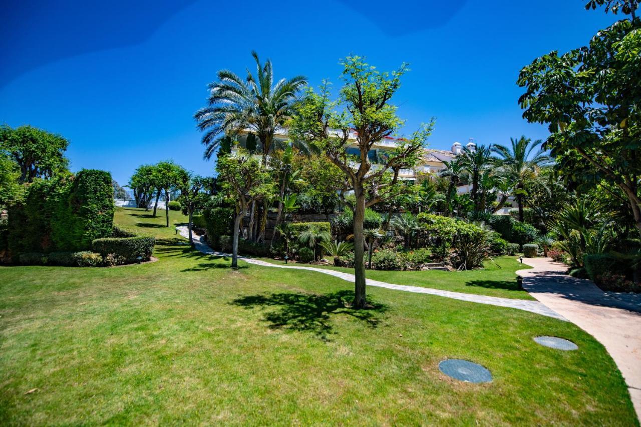 Luxury Apartment At Lomas Del Rey, Puente Romano Marbella Dış mekan fotoğraf